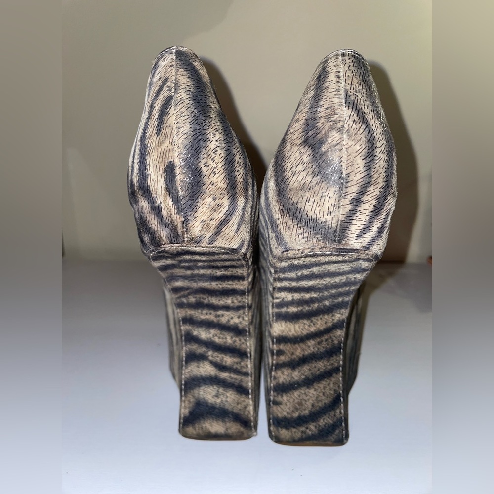 Jeffrey Campbell Tee-Off Beige Black Zebra - Picture 5 of 11